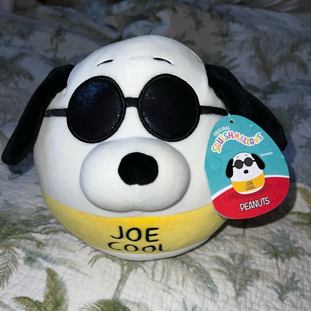 New Squishmallow Peanuts Snoopy Joe Cool Dog Plush Toy - Black and Yellow 10in